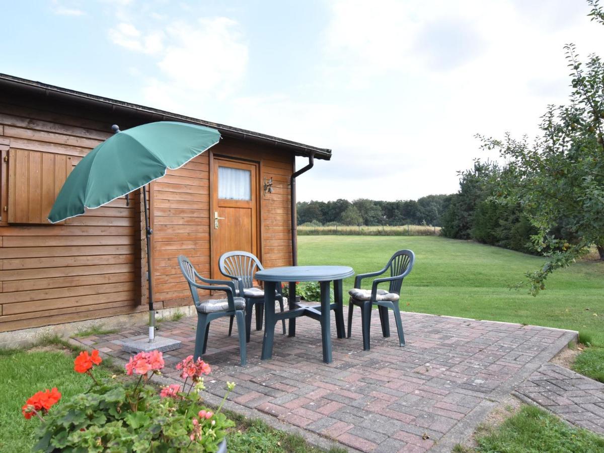 Lovely Bungalow Near Sea In Elmenhorst Kalkhorst Luaran gambar